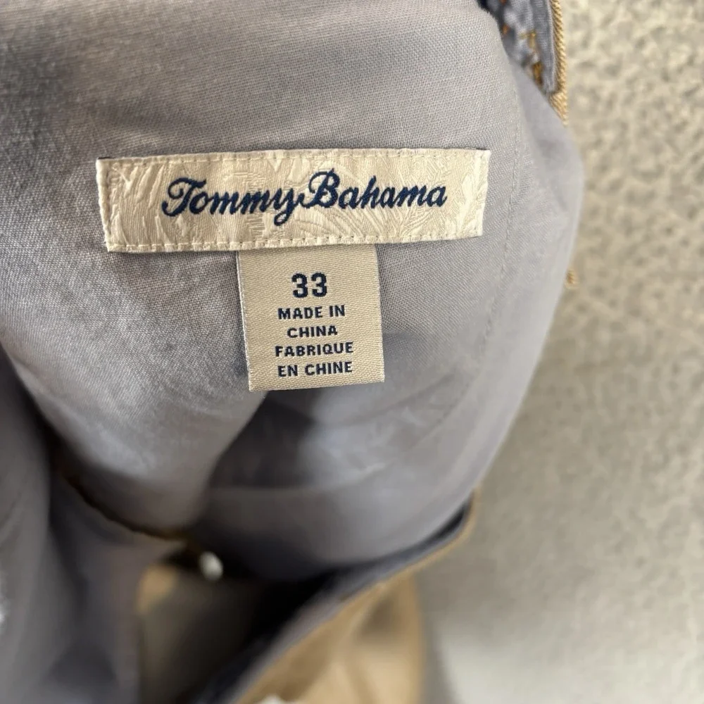Tommy Bahama Shorts Mens 33 Beige Chino Silk Blend 10
